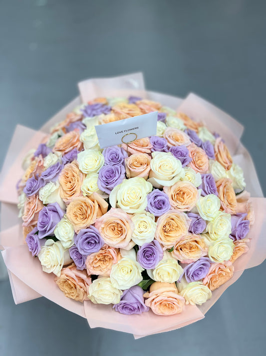 Large Mix Roses Bouquet