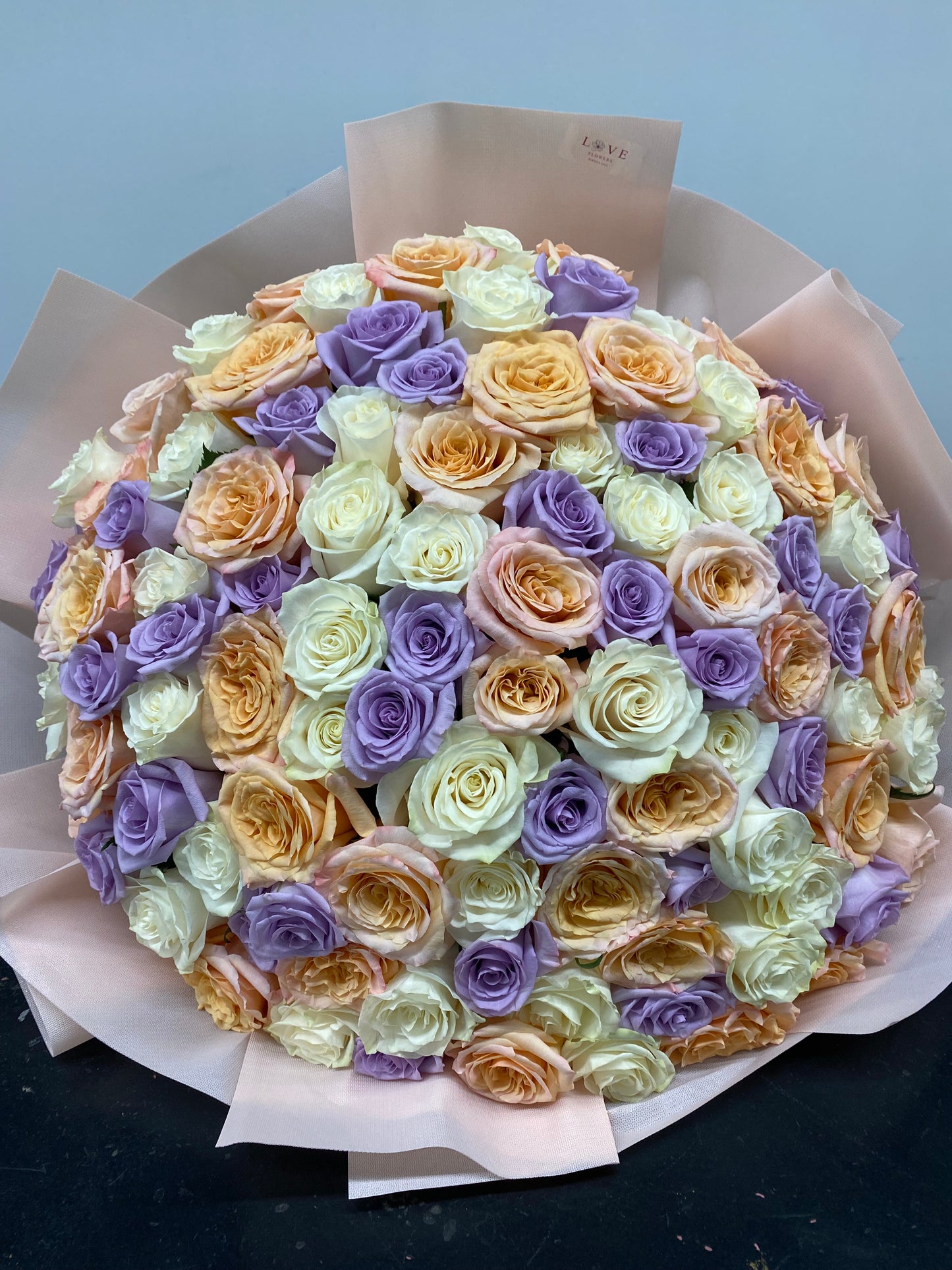 Large Mix Roses Bouquet